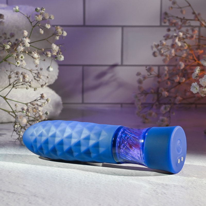 Evolved - raver - bullet vibrator - Product top view  | Flirtybay